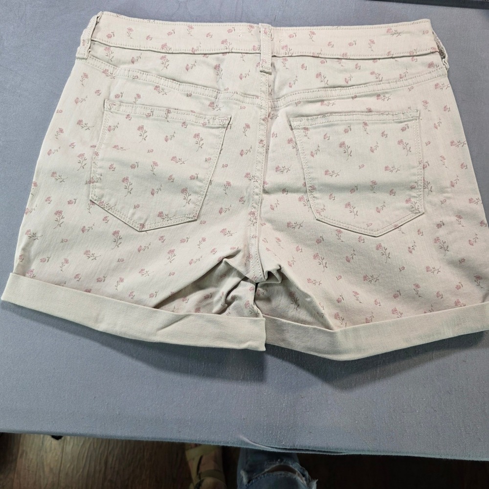 Sonoma Goods for Life Womens‎ Size 10 Floral Jean Shorts Beige Pink Rose Print - Picture 7 of 11